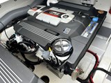 Jeanneau NC 37 Port Engine